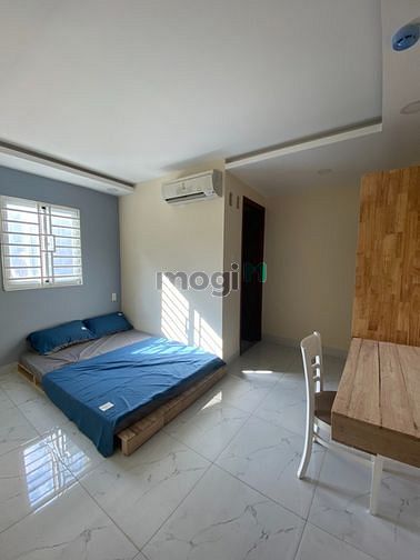 Hình ảnh CHDV Có NT Gần Vòng Xoay Phù Đổng