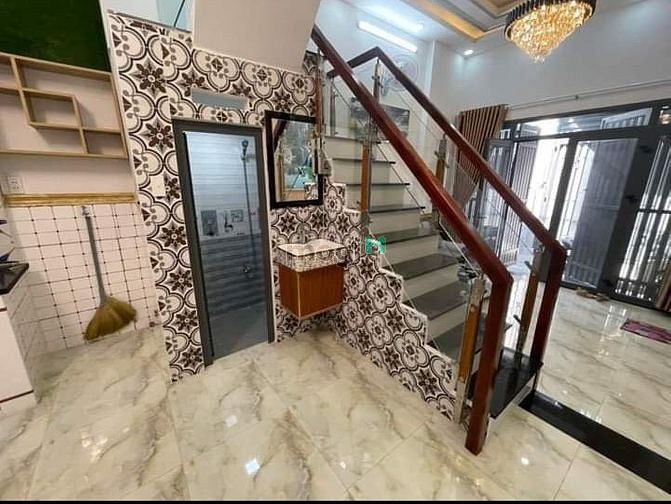 Hình ảnh VỠ NỢ BÁN NHÀ Phạm Văn Chí Q6 63m2 có SHR