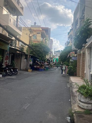 Hình ảnh Lô đất 130m2 giá rẻ nhất khu vực HXH thông 1 trục Nơ Trang Long