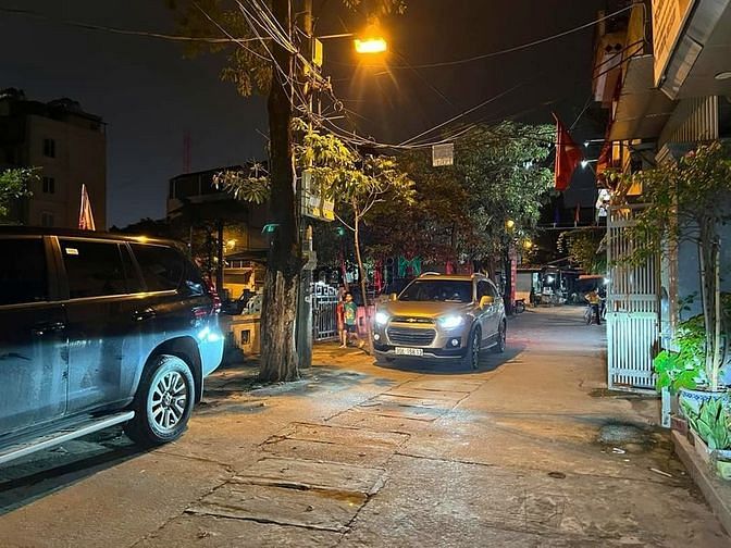 Hình ảnh Siêu phẩm 100m, mt 6m đất Bắc Từ Liêm, cách ô tô tránh 5m, giá 70tr/m2