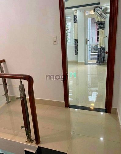 Hình ảnh Cần bán gấp nhà hẻm đg BÀ HẠT,Q10,DT 32m2