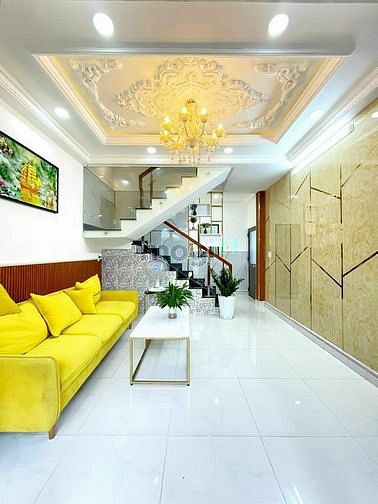 Hình ảnh Cần bán nhà ngay Đ. Bàn Cờ, Quận 3. Giá: 2 tỷ 3, DT: 40m2. Có Sổ Riêng