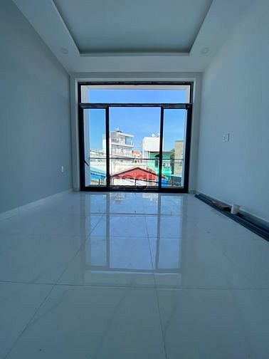 Hình ảnh Cho thuê nhanh NHÀ NGUYÊN CĂN Lê Văn Thịnh- Quận 2