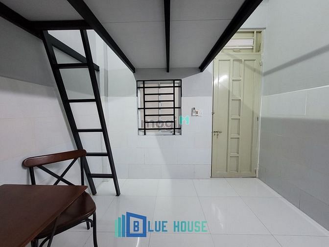 Hình ảnh Gác Cao 1m8_ Rộng 25m2_Sạch sẽ_An Ninh_Nội thất cơ bản