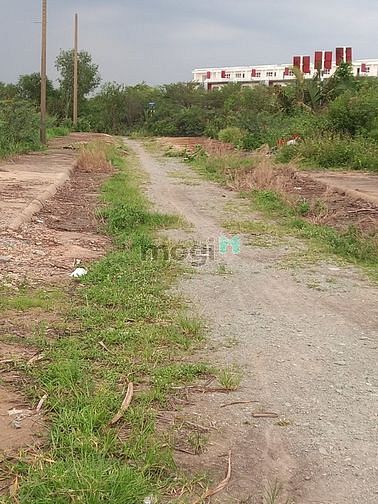 Hình ảnh Nợ NH Bán gấp lô đất,781m2,20x39m,Nhĩnh 20 tr/m2,Long Trường Q.9