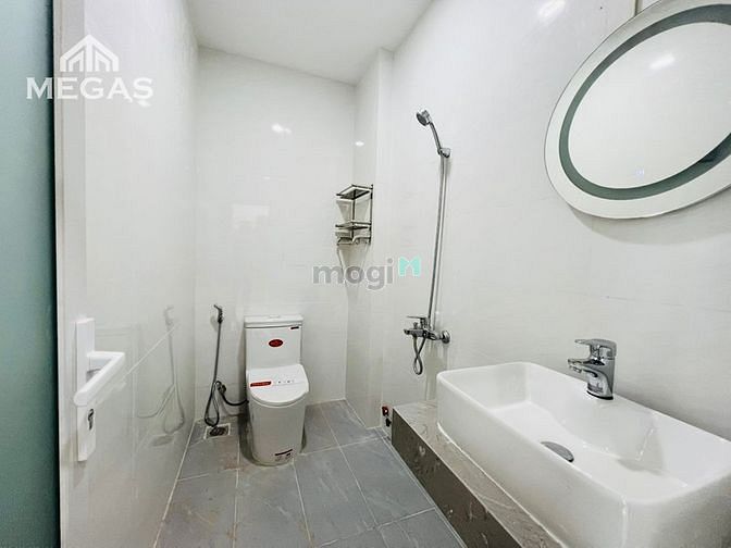 Hình ảnh PHÒNG CHO THUÊ full Nội Thất ban công, cửa sổ lớn Ngay Phạm Hùng!!!