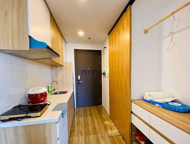 Hình ảnh STUDIO, cần cho thuê, đẹp, đủ nội thất, 35m2, Giá 10tr/tháng