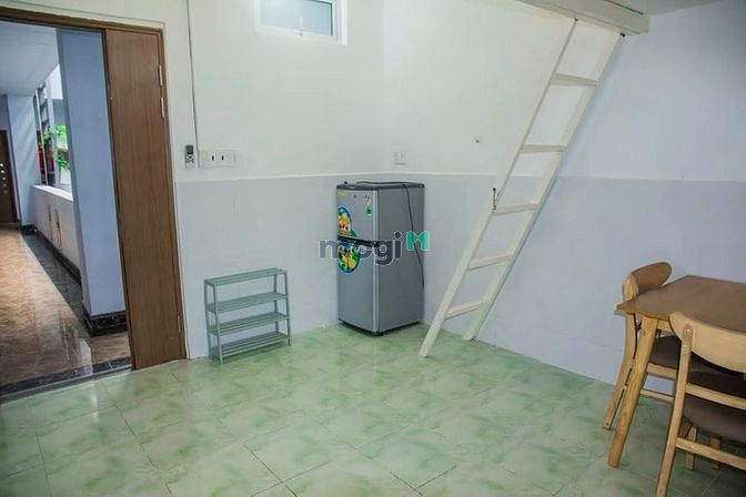 Hình ảnh Phòng 20m2 có gác cao rộng rãi thoáng mát