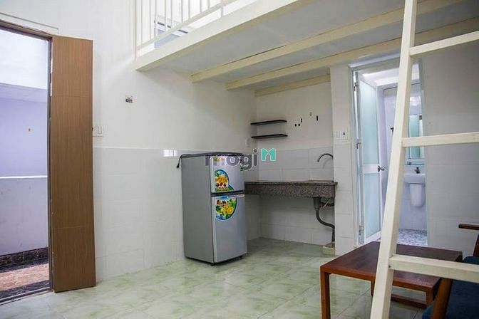 Hình ảnh Phòng 20m2 có gác cao rộng rãi thoáng mát