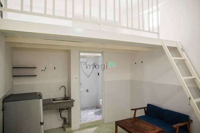 Hình ảnh Phòng 20m2 có gác cao rộng rãi thoáng mát