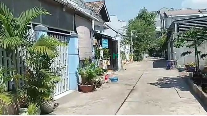 Hình ảnh bán lô đất 76 m gía 3 tỷ 700tr quận 9