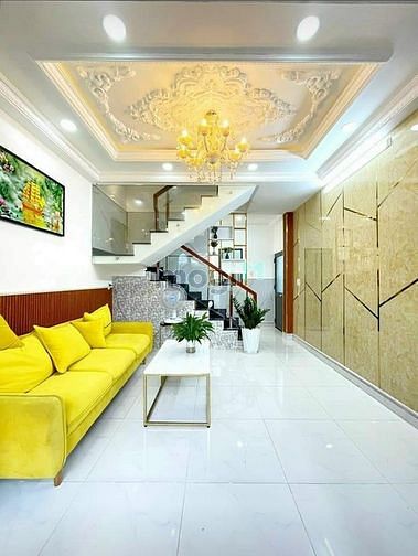 Hình ảnh VỠ NỢ BÁN NHÀ 57m2 Trần Hưng Đạo Q5 có SHR