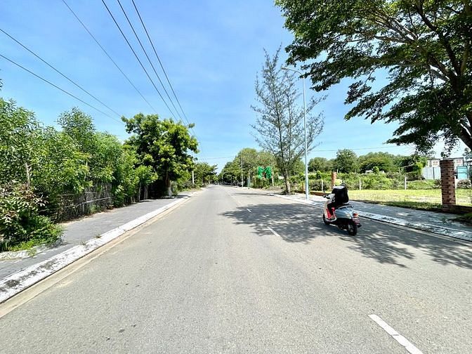 Hình ảnh Bán  2.541m2, DT 45.7 x 63m, 200TC, Đường Lê Lai, TT.Phước Hải-37.5 Tỷ