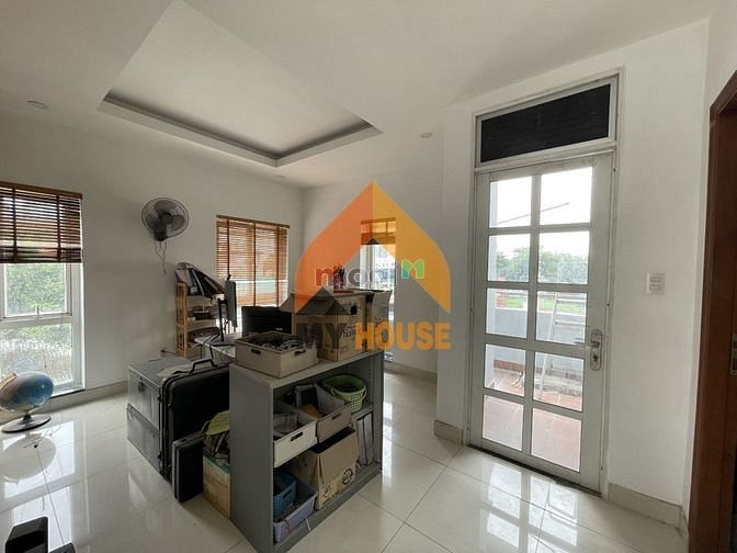 Hình ảnh Biệt thự 117M2 3pn, 5wc khu VIP Thảo Điền quận 2 chỉ 2000$-2500$