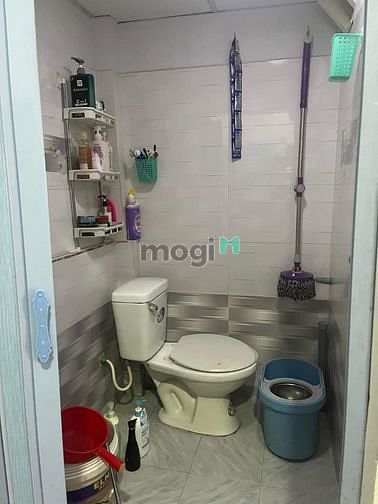Hình ảnh Cần sang nhà gấp quận 11 1tỷ3 shr