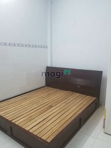 Hình ảnh Nhà Nguyên Căn Đường Phạm Hùng,F4Q8,DT 4mx20m, 2 PN (Có Máy Lạnh)
