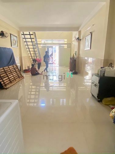 Hình ảnh NHÀ [4,5x16] 1 lửng đúc, 2PN, Đường Mã Lò