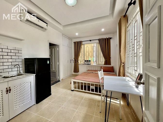 Hình ảnh CHDV Full NT - Giá Hạt Dẻ Ngay Nguyễn Trãi Q1