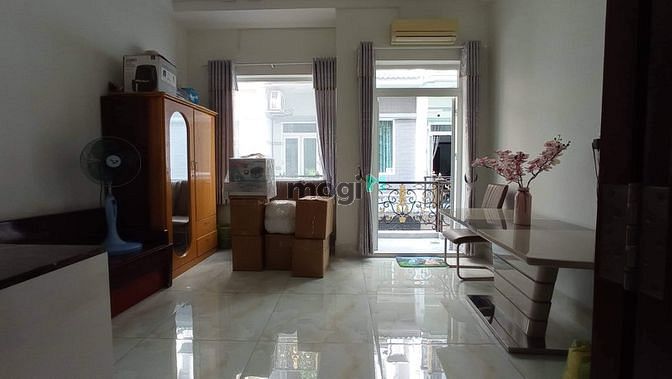 Hình ảnh An Dương Vương, 4 Tầng , Ngang 4.5m, Hẻm Xe hơi , Giá Rẻ.