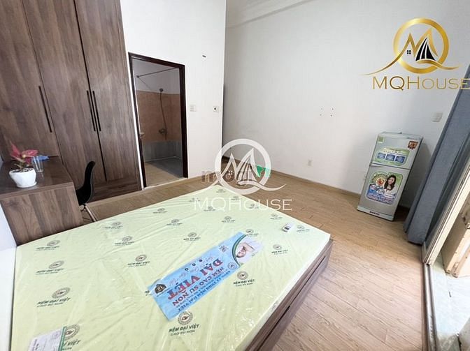 Hình ảnh CHDV full NT ban công lớn Nguyễn Hữu Cảnh