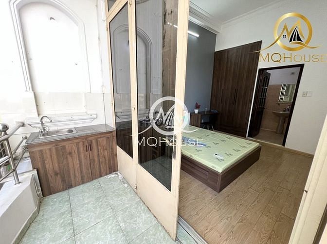 Hình ảnh CHDV full NT ban công lớn Nguyễn Hữu Cảnh