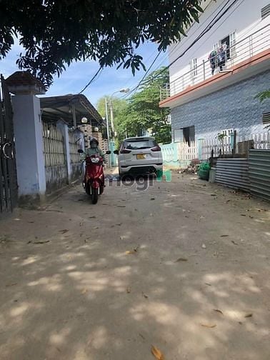 Hình ảnh Bán lô đất kiệt ôtto hoàng văn thái vi tri qa ok
