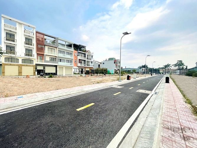 Hình ảnh Sang Lô Đất 50m2 Tại KDC Ở Bình Tân, Gần Bệnh Viện Bình Tân, Sổ Riêng