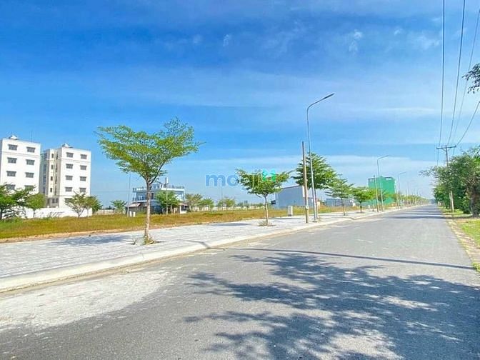 Hình ảnh chính chủ gửi bán đất thổ cư (105m2) sổ sẵn cầu sáng ,TL 10