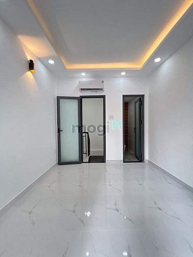 Hình ảnh Bán nhà đường CAO VĂN NGỌC, TÂN PHÚ, Có Sổ Riêng.