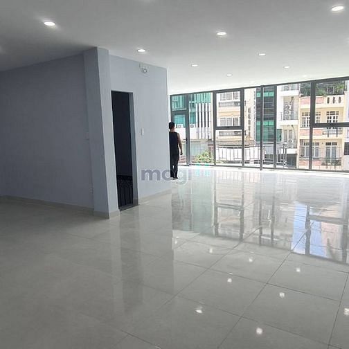 Hình ảnh Cho Thuê Nhà MT Bạch Đằng,P2,Tân Bình.10x20m,2 lầu, 62tr/Th