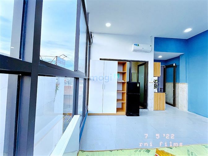 Hình ảnh CHDV Full nội thất, cửa sổ siêu sáng, thoáng mát, giờ tự do