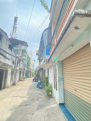 Hình ảnh Hẻm Xe Tải - Cách Mặt Tiền 30M - Xây Dựng Mới- Vừa ở Vừa KD
