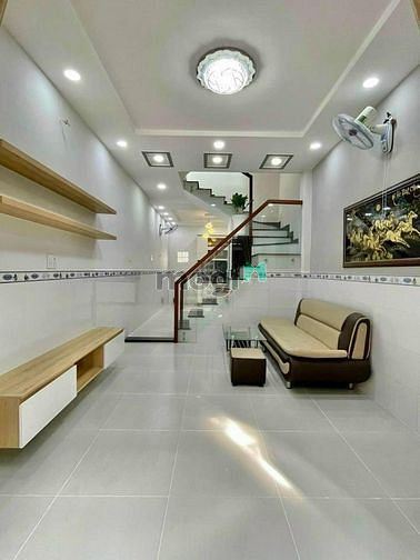 Hình ảnh Cần Bán Nhà Ngay Đ.Âu Cơ , Tân Phú 45m2_2,2Tỷ_SHR