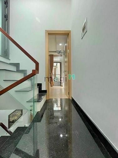 Hình ảnh Cần Bán Nhà Ngay Đ.Âu Cơ , Tân Phú 45m2_2,2Tỷ_SHR