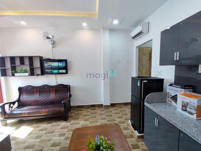 Hình ảnh CHDV ngay Q1, Cửa sổ lớn, Ban công, Gần ĐH Văn Lang, cầu Ông Lãnh