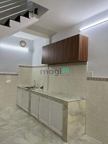 Hình ảnh Hẻm ô tô - Âu Dương Lân P3 Q8 - 47m2