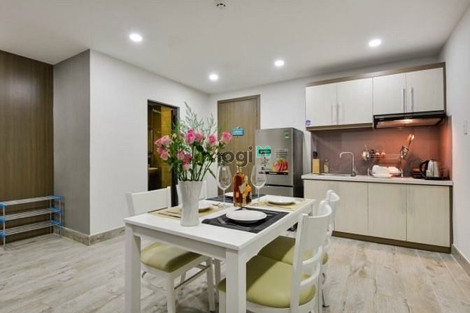 Hình ảnh Mb6623 nạp rút nhanh chóng đẹp như hình gần hàng xanh