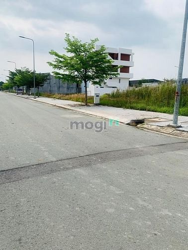 Hình ảnh đất Bình Chánh, thổ cư, sổ riêng xây dựng tự do ngang 5 dài 16m 80m2