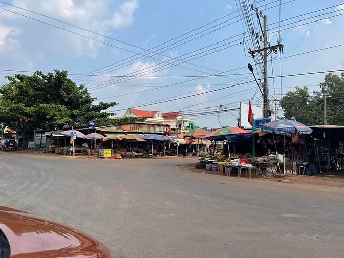 Hình ảnh Ra nhanh xào đất sẵn sổ Đồng Phú 750 triệu