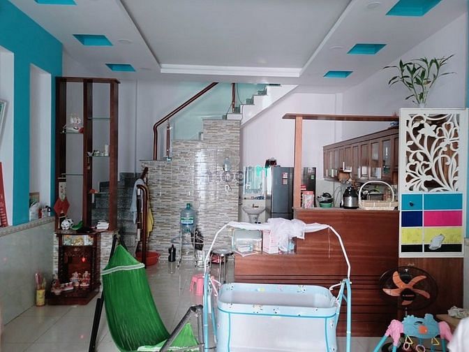 Hình ảnh Bán Nhà Đẹp Hẻm Xe Hơi Bình Tân