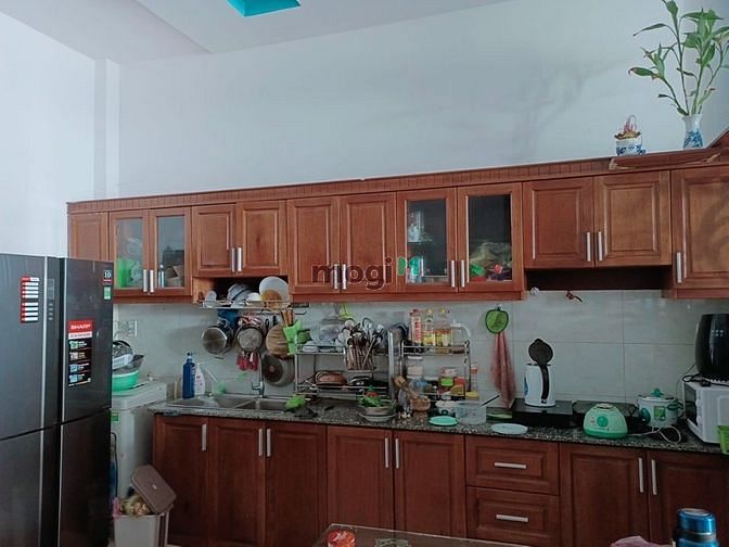 Hình ảnh Bán Nhà Đẹp Hẻm Xe Hơi Bình Tân