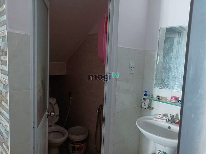 Hình ảnh Bán Nhà Đẹp Hẻm Xe Hơi Bình Tân
