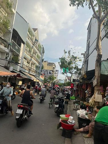 Hình ảnh Nhà Tân Bình. Phạm Văn Bạch. Mới. Đẹp. Diện Tích Lớn. Nhỉnh 4 Tỷ