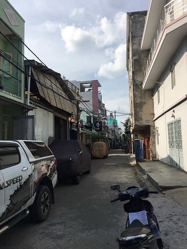 Hình ảnh Bán Nhà Đẹp Hẻm Xe Hơi Bình Tân