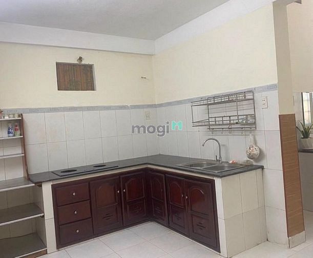 Hình ảnh Bán nhà gác đúc kiệt 3m Trinh Đình THảo