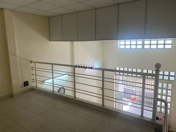 Hình ảnh Bán nhà gác đúc kiệt 3m Trinh Đình THảo