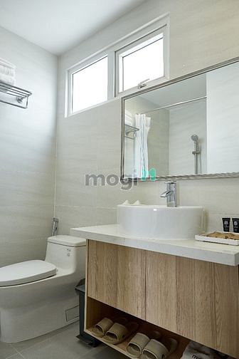 Hình ảnh Trống Trang Chủ MB66.COM / Đăng Ký Tặng 66K 1 pn gần sân bay quốc tế