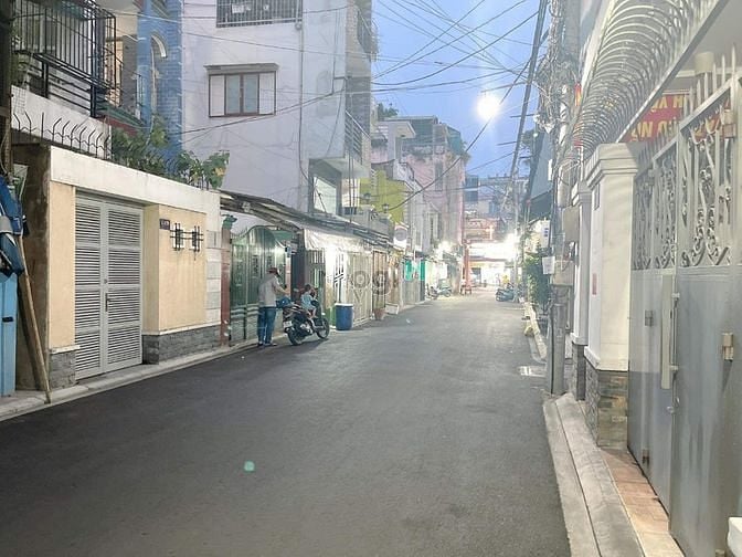 Hình ảnh Nhà HXT đông như mặt tiền DTSD 60m2, Phạm Văn Hai, Tân Bình, 8tỷ