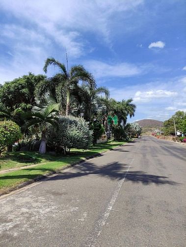 Hình ảnh Bán đất Phan Thiết Phú Hài mặt tiền hướng biển Mũi Né