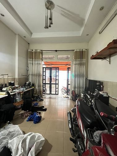 Hình ảnh Bán nhà hxh đường đô đốc long, quận tân phú, 40m2, 4 tỷ 2.